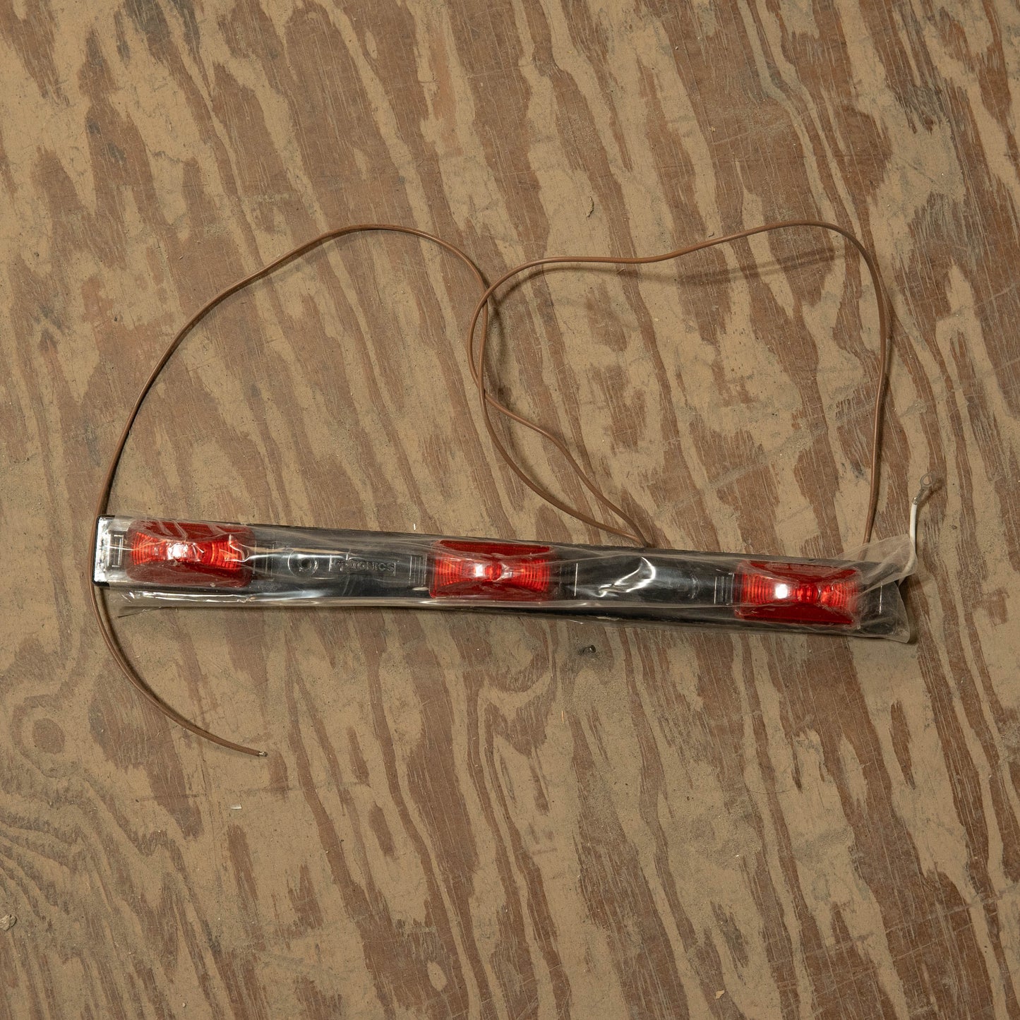 Sealed ID Light Bar - 3 Red Lights- Items Sold As Is